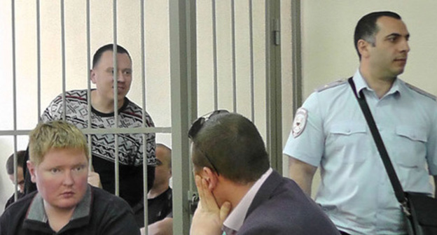 Warder of the Belorechenskaya penal colony in the courtroom, May 12, 2017. Photo by Anna Gritsevich for the 'Caucasian Knot'. 