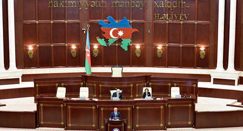 The sitting of the Azerbaijani Parliament. Photo © Sputnik / Murad Orujov https://ru.sputnik.az/azerbaijan/20170414/409826118/milli-medzhlis-plenarnoe-zasedanie.html