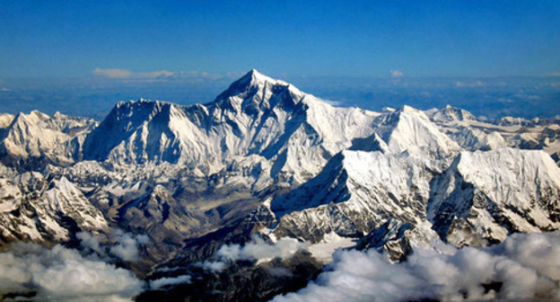 Everest. Photo: Mount Everest https://ru.wikipedia.org