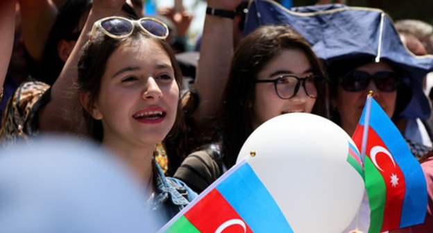 The participants of a festive rally  of the Azerbaijani opposition. Baku, May 28, 2017. Photo by Aziz Karimov for "Caucasian Knot"