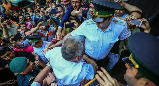 Afghan Mukhtarly's arrest. Photo by Aziz Karimov for "Caucasian Knot"