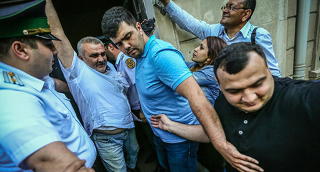 Arrest of Afghan Mukhtarly. Photo by Aziz Karimov for "Caucasian Knot"