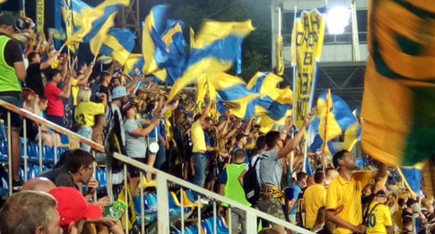 Football fans at the match of the "Akhmat" Club with the "Rostov" FC. Rostov-on-Don, July 23, 2017. Photo by Valery Lyugaev for "Caucasian Knot"