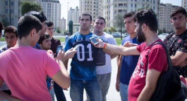 Wrestlers of the Azerbaijani national team at the protest action. Photo: http://www.contact.az/ext/news/2017/7/free/Social/ru/64464.htm