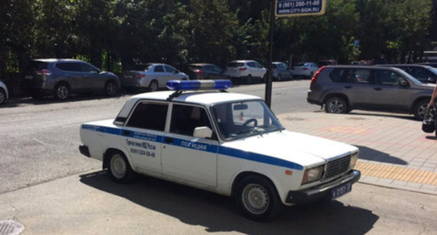 Police arrive at the Alexei Navalny's office, Krasnodar, July 31, 2017.Photo: https://twitter.com/teamnavalny_krd/status/892000964571525120