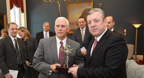 US Vice President Mike Pence and Georgian Prime Minister Giorgi Kvirikashvili. Photo: © Giorgi Kvirikashvili. https://sputnik-georgia.ru/politics/20170731/236821911/Nachalsja-vizit-vice-prezidenta-SShA-v-Gruziju.html