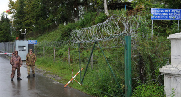 The Georgian-Abkhaz border. Photo: Sputnik. Sergei Pyatakov