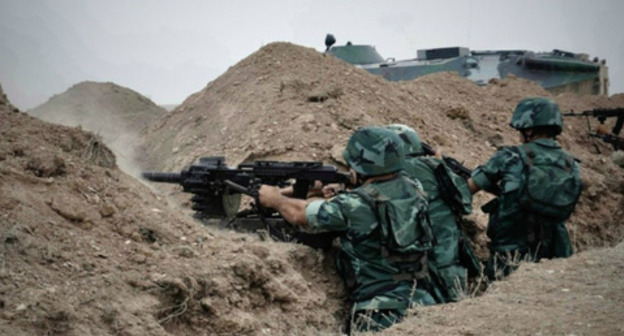 At the contact line. Nagorno-Karabakh. Photo http://minval.az/news/123705905