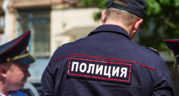 Policemen. Photo: Eugeny Reznik / Yugopolis