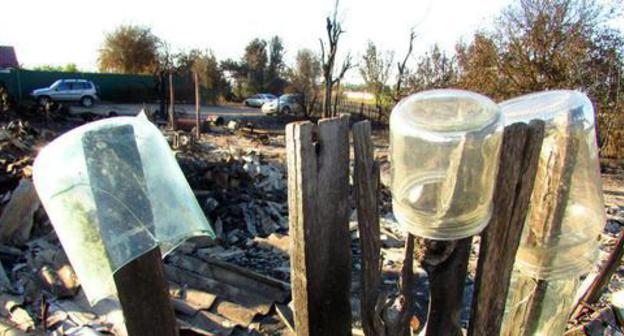 Burned down yard in Krasny Khutor, Volgograd Region, August 2017. Photo by Vyacheslav Yaschenko for the Caucasian Knot. 