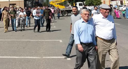 The participants of the rally in support of the Myanmar Muslims, held in Grozny. September 4, 2017. Photo by Nikolay Petrov for "Caucasian Knot"