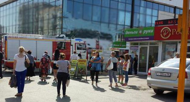 People near the trade centre in Stavropol. Photo: Daniil Berezhnoi/Untypical Stavropol