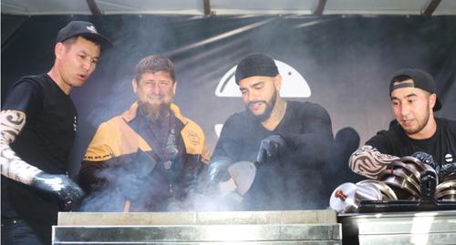 Ramzan Kadyrov (on the left) at the opening of the Timati's restaurant in Grozny on September 19, 2017. Photo https://chechnyatoday.com/content/view/306385