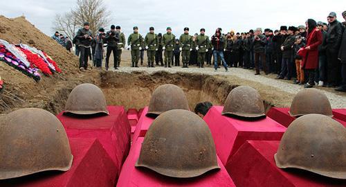 The remains of soldiers perished in  in the Great Patriotic War were reburied. Photo http://presslife.ru/content/view/3932