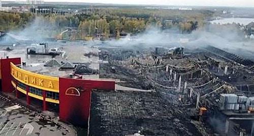 "Sindika" shopping centre after fire. Screenshot: vesti.ru