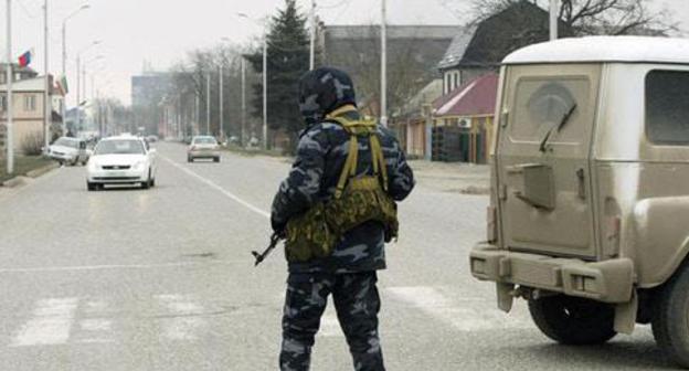 A law enforcer. Photo: REUTERS/MAXIM SHEMETOV