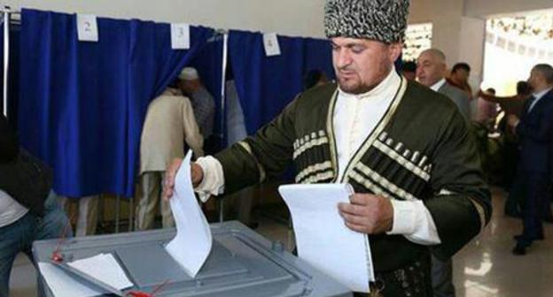 A polling station in Chechnya. Photo https://chechen.er.ru/news/2016/9/18/turpal-ali-ibragimov-vybory-dolzhny-kosnutsya-kazhdogo-zhitelya-chechenskoj-respubliki/