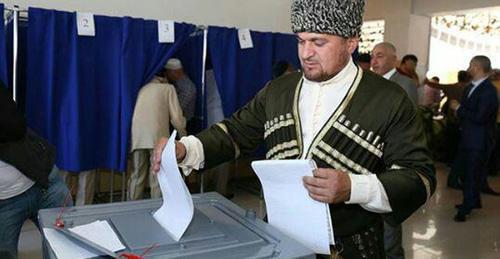 A polling station in Chechnya. Photo https://chechen.er.ru/news/2016/9/18/turpal-ali-ibragimov-vybory-dolzhny-kosnutsya-kazhdogo-zhitelya-chechenskoj-respubliki/