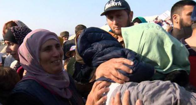 Women and children return from Syria to Chechnya, Grozny, October 21, 2017. Still picture of video posted by user Russia 24: https://www.youtube.com/watch?v=Au-M3DuD-9I