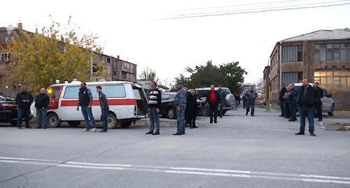 Hostage taking in a kindergarten in Armenia. Photo © Sputnik/ Karen Yepremyan https://ru.armeniasputnik.am/photo/20171031/9272809/zahvat-zalozhnika-v-detsadu-v-armavire---kak-ehto-bylo.html