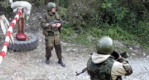 Special services officers in the North Caucasus. Photo by the press service of the Special Rapid Deployment Force Center of the Main Administration of the Ministry of Internal Affairs in the city of Moscow, http://center-spetsnaz.ru