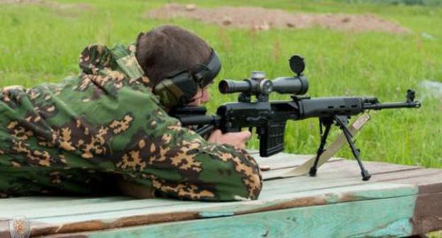 A special service agent at the exercises. Photo http://nac.gov.ru/terrorizmu-net/chempionat-rossii-po-antiterroristicheskoy-bezopasnosti-proveden.html