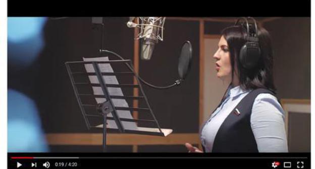 Screenshot of the video with a song performed by Anna Kuvychko and pupils of the cadet classes in Volgograd