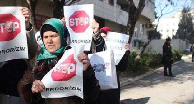 Protesters in Baku have condemned the decision to treat Jerusalem as the capital of Israel. December 11, 2017. Photo by Arzu Abdulla, http://www.turan.az/ext/news/2017/12/free/politics%20news/ru/67489.htm