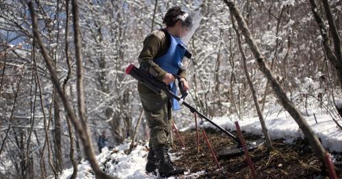 A woman deminer in Nagorno-Karabakh. Photo by the press service of the organization "HALO Trust"