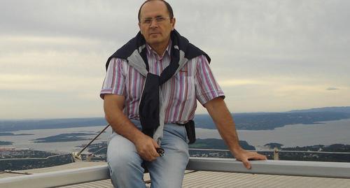 Oyub Titiev. Photo: https://memohrc.org/ru/news_old/chechnya-na-zaderzhannogo-pravozashchitnika-pytayutsya-vozdeystvovat-ugrozhaya-ego