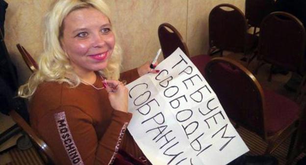 Darya Polyudova after awarding ceremony. Photo by Vera Zherdeva for the Caucasian Knot. 