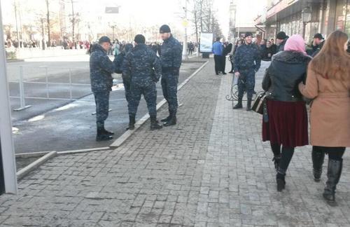 Law enforcers cordon off area in Grozny, February 3, 2018. Photo by the Caucasian Knot correspondent