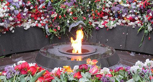 The 100th anniversary of the Armenian Genocide. The Tsitsernakaberd Memorial Museum. Photo by Tigran Petrosyan for the "Caucasian Knot"