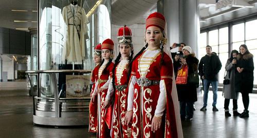 Opening of the exhibition "The Republic of Adygea on Vorobyovy Gory", Moscow, March 12, 2018. Photo by Gor Aleksanyan for the Caucasian Knot. 