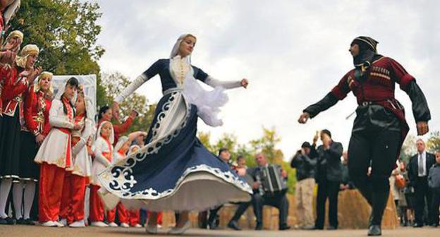 Celebration of the New Year in Adygea. Photo: Nadezhda Guseva, http://gorets-media.ru/v-adygee-otprazdnujut-novyj-god-po-mestnym-tradicijam