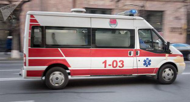 An ambulance car in Armenia. Photo © Sputnik/ Asatur Yesayants
https://ru.armeniasputnik.am/incidents/20180101/10030255/neschastnyj-sluchaj-v-novogodnyuyu-noch-v-armenii-postradali-malenkie-deti.html