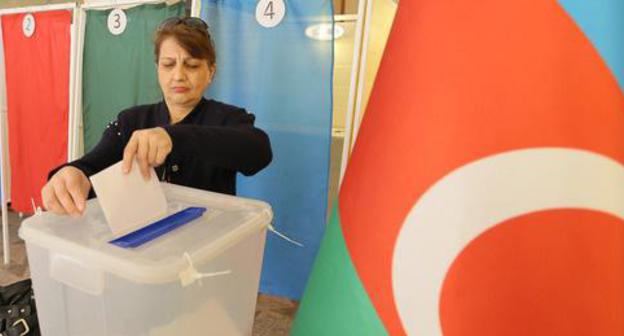 At a polling station during presidential election in Azerbaijan, Baku, April 11, 2018. Photo by Aziz Karimov for the Caucasian Knot