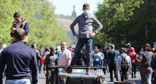 Protesters in Yerevan. April 17, 2018. Photo by Tigran Petrosyan for the "Caucasian Knot"