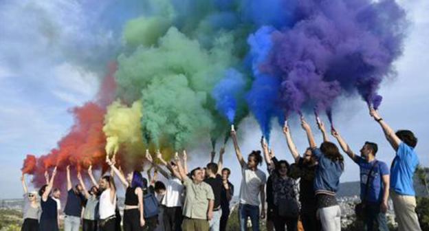 Activists of the LGBT movement are holding protests in Tbilisi. April 17, 2018. Photo: Mzia Saganelidze (RFE/RL)