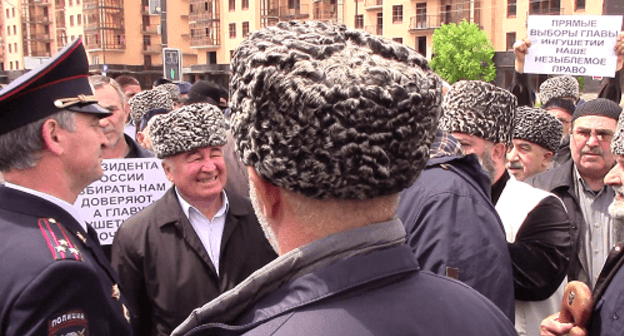 Rally with the demand of direct election of the head of Ingushetia held on June 2, 2018. Screenshot of the video https://www.youtube.com/watch?v=rwO3UoPBBQY