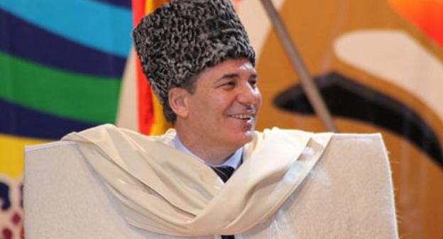 Arsen Kanokov in traditional dress. Photo courtesy of Kanokov's press service vk.com/arsen_kanokov