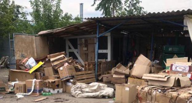 Territory of a vegetable storage base in Rostov-on-Don where a grenade exploded, July 6, 2018. Photo: press service of the MIA's Chief Department for the Rostov Region https://61.xn--b1aew.xn--p1ai/news/item/13733851/