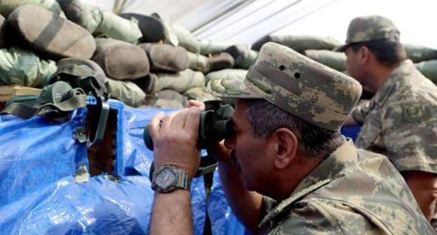 Minister of Defence of Azerbaijan at the frontline. Photo: https://mod.gov.az/ru/foto-arhiv-045/