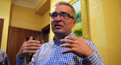 Ilgar Mamedov at home. Photo by Aziz Karimov for the Caucasian Knot