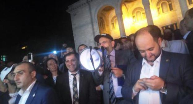 Nikol Pashinyan at a protest action in Yerevan. October 2, 2018. Photo by Tigran Petrosyan for the "Caucasian Knot"