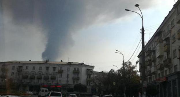 Smoke from a fire at the "Electrozinc" plant, Vladikavkaz, October 21, 2018. Photo by Emma Marzoeva for the Caucasian Knot