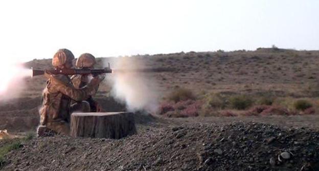 Azerbaijani soldiers take part in military drills, October 2018. Photo: Ministry of Defence of Azerbaijan, https://mod.gov.az/ru/news/motostrelkovye-podrazdeleniya-vypolnili-uprazhneniya-po-strelbe-video-24652.html