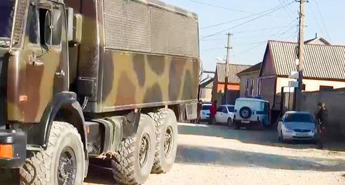 Special forces vehicles in the streets of a Dagestani village. Photo http://nac.gov.ru/terrorizmu-net/v-respublike-dagestan-po-faktu-posyagatelstva-na-zhizn.html#&amp;gid=1&amp;pid=1