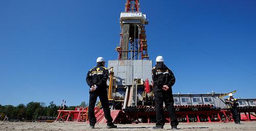 Oil production. Photo: REUTERS/Sergei Karpukhin