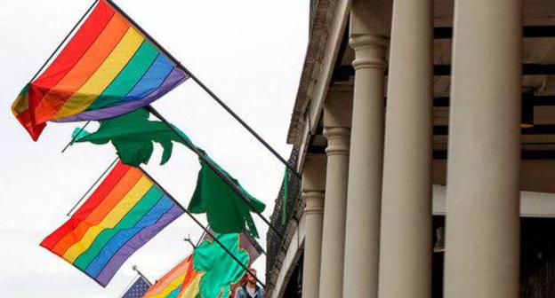 Rainbow flags. Photo: https://pixabay.com/